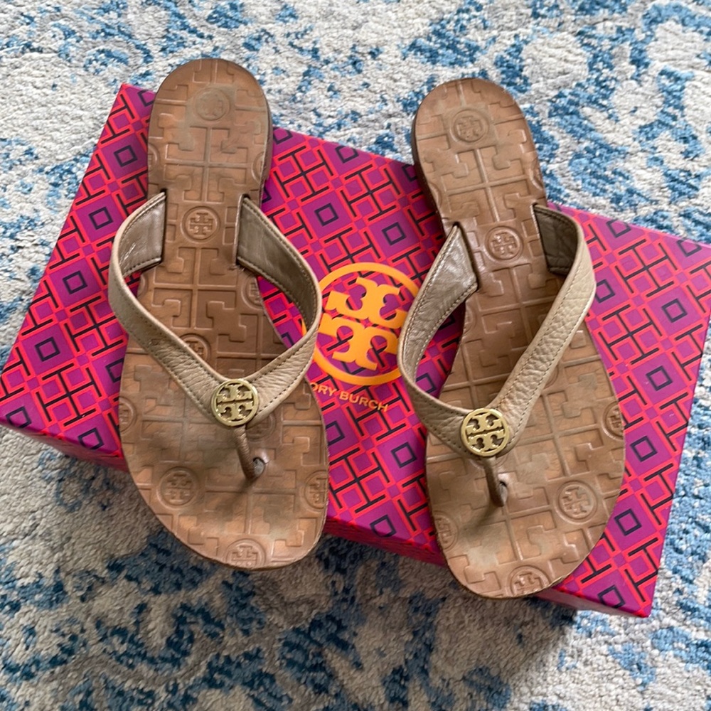 Tan leather Tory Burch sandals